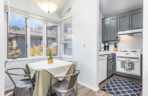 Capitola Casa | Capitola Hideaway - Cozy two-story Condo
