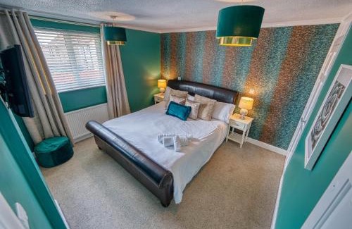 Loughborough Casa | CAPRI 13 SA - Contemporary 2 bedroom house in Loughborough with free parking, Close to Loughborough University & M1 Motorway