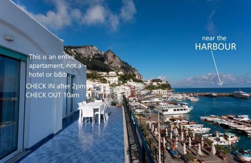 Marina Grande Apartamento | Capri holiday home with a sea view