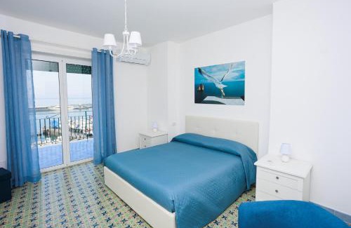 Marina Grande Apartamento | Capri holiday home with a sea view
