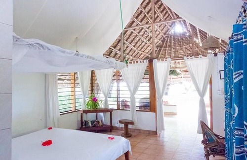 Pangani Casa | Capricorn Beach Cottages