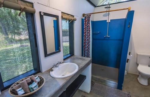 Katima Mulilo Cabina | Caprivi Mutoya Lodge & Campsite