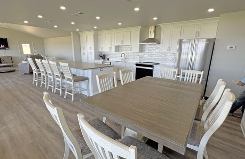 Grand Isle Casa | Captain Black - Beachfront - Island Realty