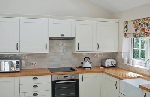 Winterton-on-Sea Cabaña | Captain's Cottage - 27888