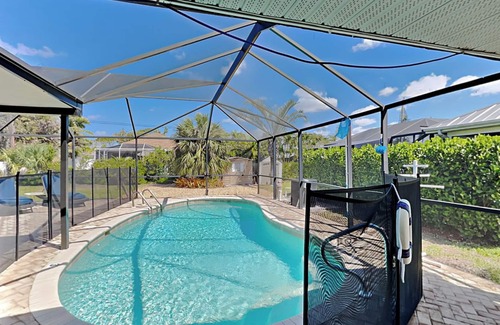 Bonita Springs Cabaña | Captain's Cottage