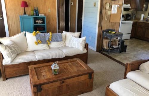 Avon Casa | Captain's Quarters