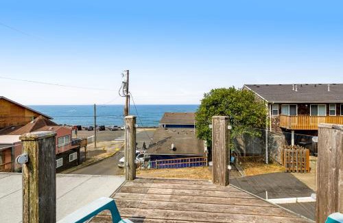 Depoe Bay Casa | Captain's Quarters