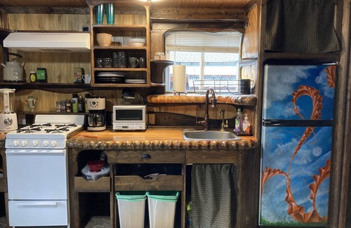 University District Casa | Captain's Quarters