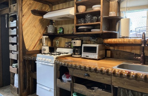 University District Casa | Captain's Quarters