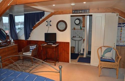 Whitby Casa | Captains Cabin