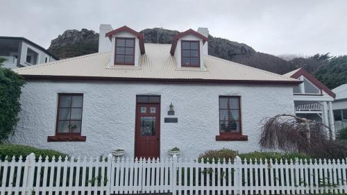 Stanley Casa | Captains Cottage