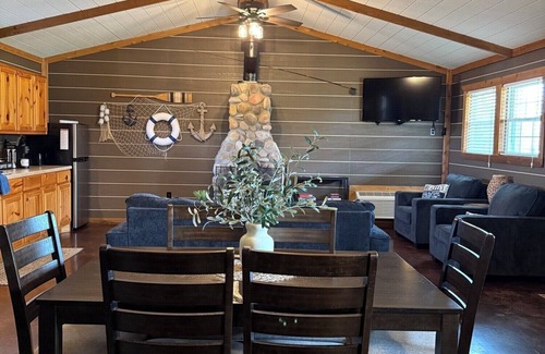 Cleora Cabina | Captains Cottage is the perfect retreat