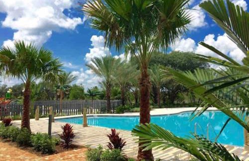 Davenport Casa | Captivacation Home located at ChampionsGate Disney Universal Sea World with Private Pool