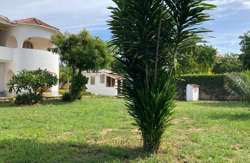 Diani Beach Apartamento | Captivating 1-bed Apartment, With a Nice Garden