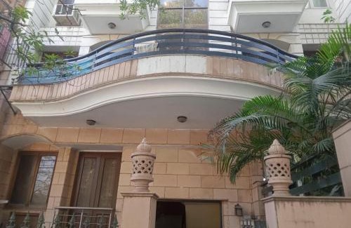 Nehru Place Apartamento | Captivating 2-Bed Apartment in New Delhi
