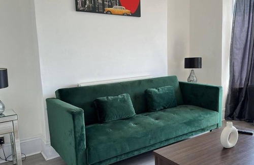 Newport Apartamento | Captivating 2-bed Apartment in Newport