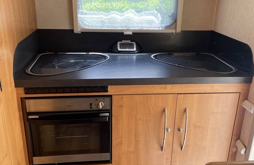 Wareham Cabina | Captivating 2 bed motorhome in Wareham
