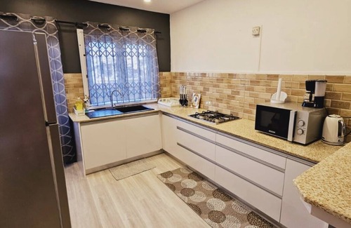 Flic-en-Flac Apartamento | Captivating 3-bed Apartment in Flic en Flac