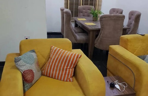 Ofin Casa | Captivating 3-bed House in Lekki, Ac , Wifi