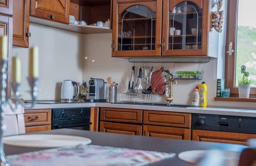 Uhliska Cabaña | Captivating 3-Bedrooms Cottage in the hills