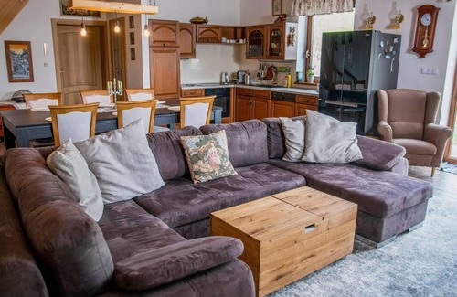 Uhliska Cabaña | Captivating 3-Bedrooms Cottage in the hills