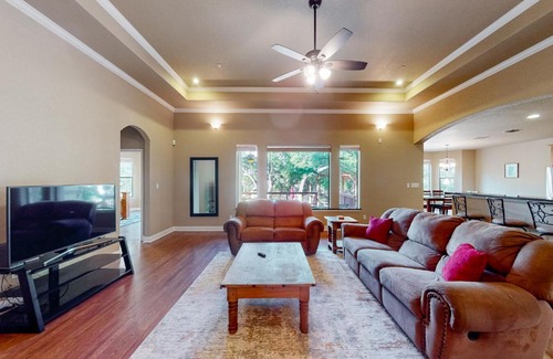 New Braunfels Casa | Captivating Cottage