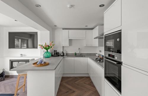 Dartmouth Casa | Capton Snug