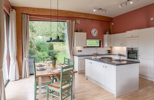 Richmond Cabaña | Cara - a lodge that sleeps 6 guests in 3 bedrooms
