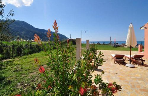Agios Georgios Pagon Casa | Caramela Beach House
