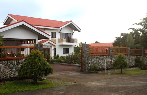 Indang Villa | JARDÍN DE VILLA EN CARASUCHI
