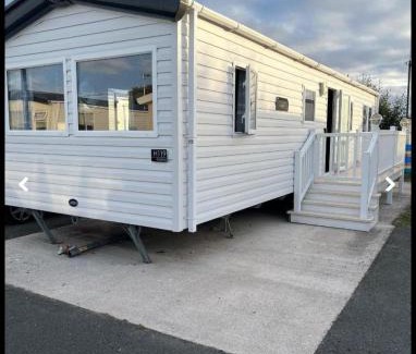 Kinmel Bay Otro | Caravan - 3 Bedrooms, Sleeps 8