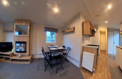 Newquay Cabina | Caravan at Newquay Bay Resort - 3 Bedrooms