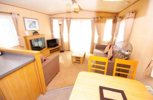 Camber Complejo | Caravan by Camber Sands 2
