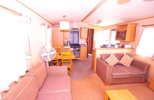 Camber Complejo | Caravan by Camber Sands 2