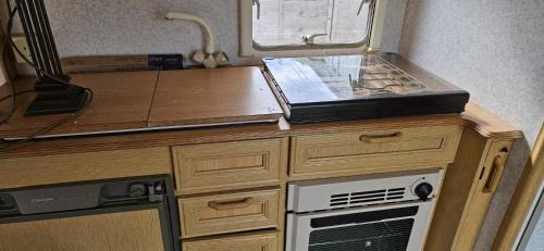 Leicester Otro | Caravan
