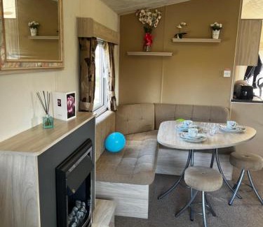 Great Houghton Casa | Caravan Holiday Home