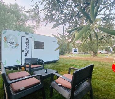 Bademli Otro | Caravan Home