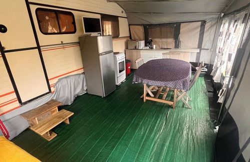 Saint-Martin de Brehal Casa | Caravan sleeps 4