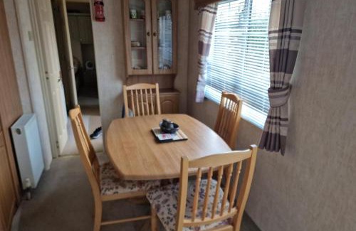 Newton Stewart Apartamento | Caravan - Sleeps 4 - Pet friendly - Parking