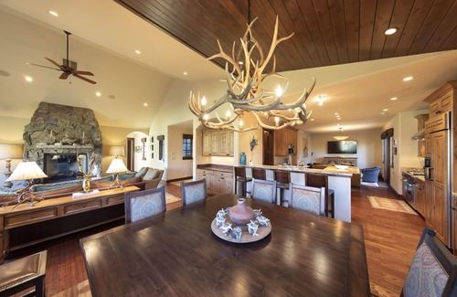 Aspen Glen Casa | Carbondale Retreat in Aspen Glen - Entertain or Bring The Family!