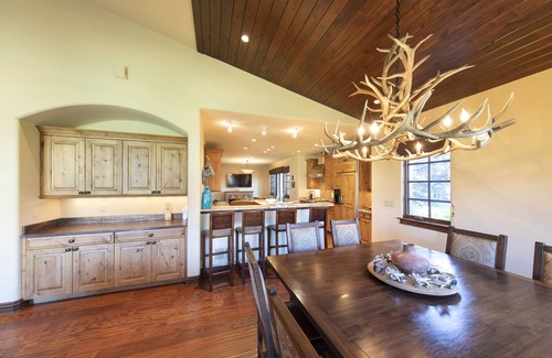 Aspen Glen Casa | Carbondale Retreat in Aspen Glen - Entertain or Bring The Family!