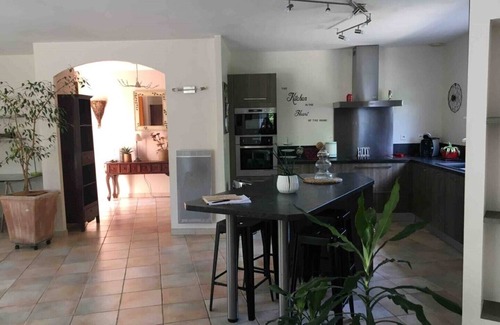 Carcassonne Villa | Carcasona, HERMOSA VILLA cómoda, 3 personas, parque gratuito, clasificado 5 *