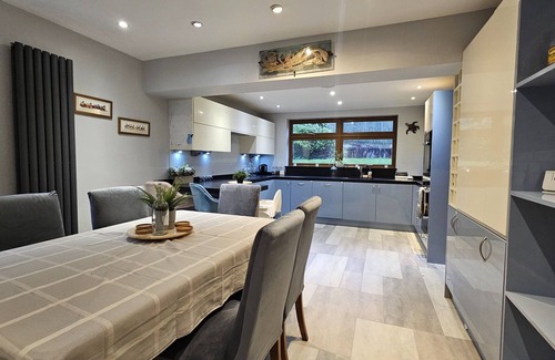 Brighton Casa | Carden Hill 4 Bedroom House