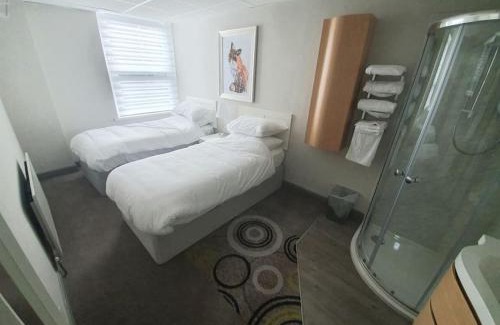 Butetown Casa | Cardiff Bay Townhouse Whole Property