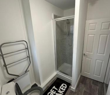 Grangetown Apartamento | Cardiff flat 3 mins to city centre sleeps up to 6