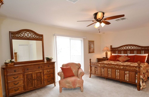 Lake Wilson Preserve Casa | EL CARDENAL HIDEAWAY: 4 cama / 4bath lago aislado ver disney casa
