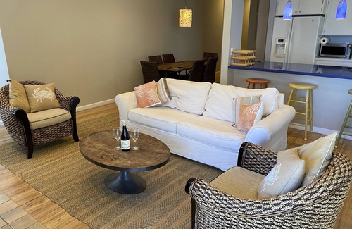Watsonville Condominio | Días sin preocupaciones en la playa: recientemente reformado