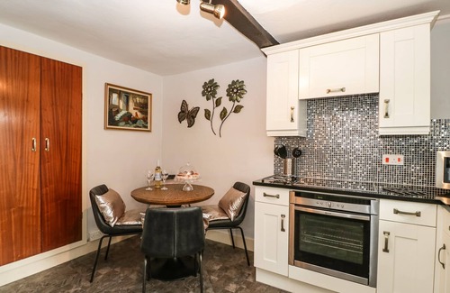 Ludwel Cabaña | Cariad Cottage, LUDLOW