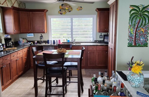 Cotton Valley Condominio | Caribbean Breeze Condo - hilltop breezes, views, convenience to beach & more!