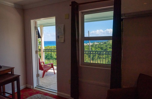 Estate Salt River Casa | Caribbean View, Double Queen Beds, plenty of Island Charm and breakfast